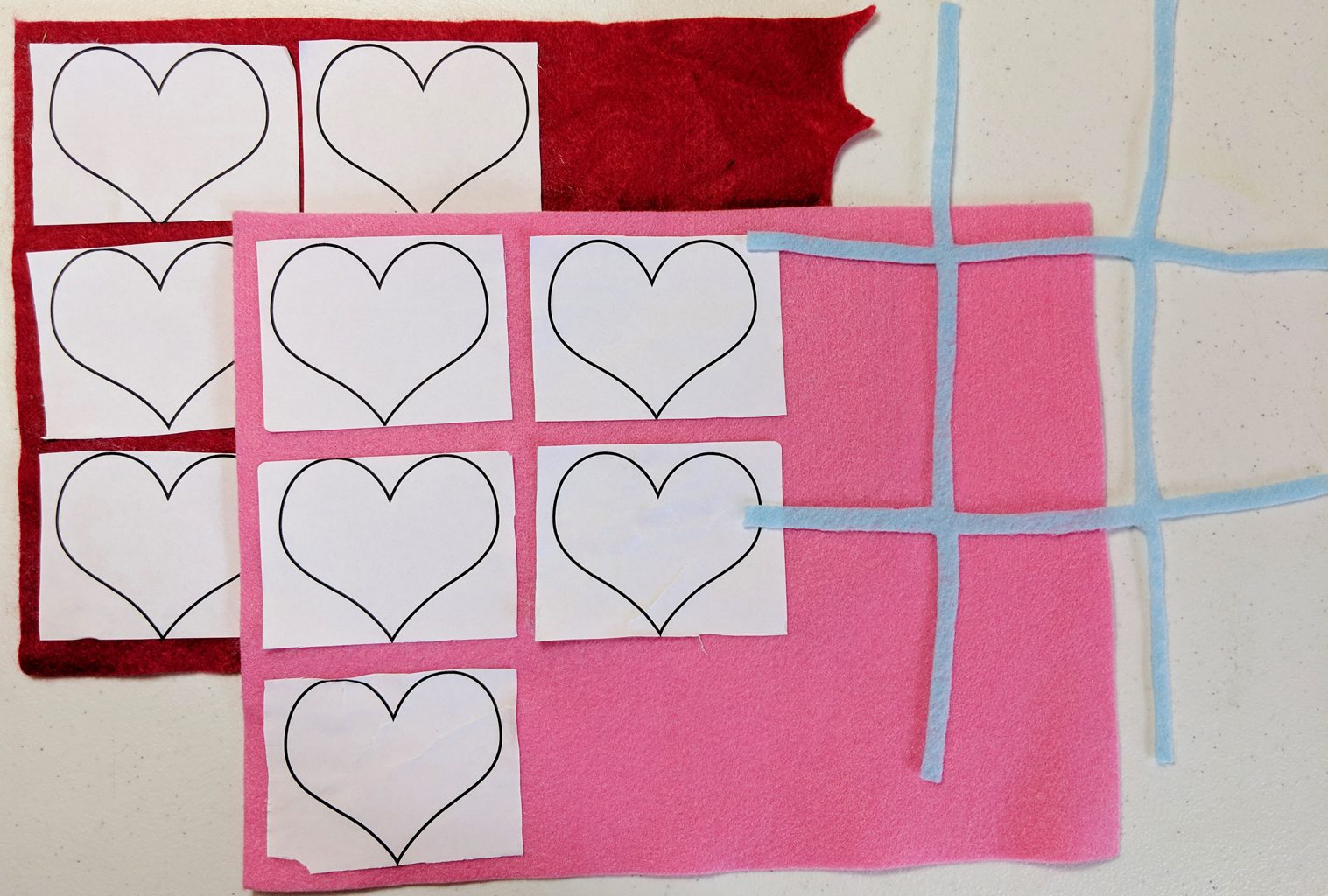 3 Easy Valentine’s Day Crafts & Felt Board Game! Raising Hooks