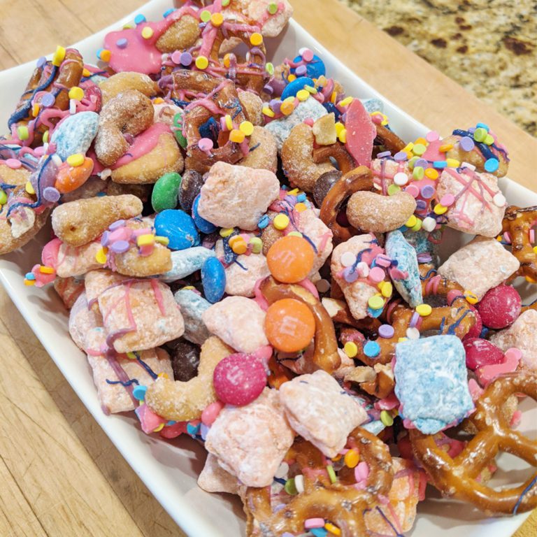 Unicorn Chex Mix Raising Hooks